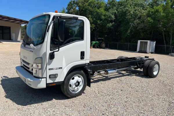 Isuzu NPR HD Cab Chassis For Sale (1)