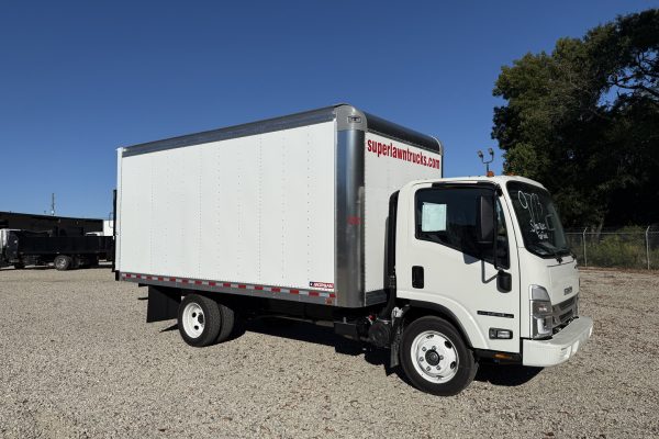 Fast Track Landscaping Box Truck-No DD-9773 (12)